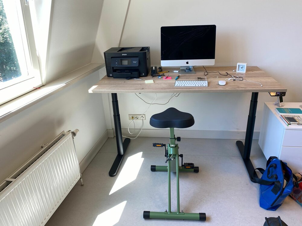 Zit sta bureau Steelforce 870 Worktrainer