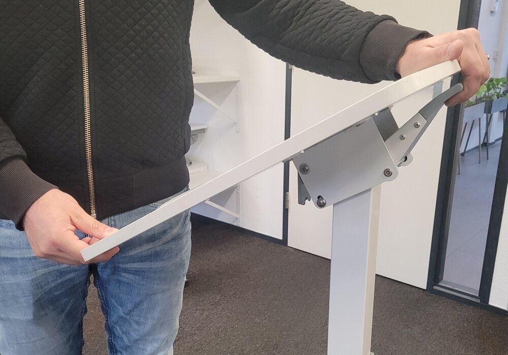 MobiSpot | Small Gasspring Sit-Stand Desk