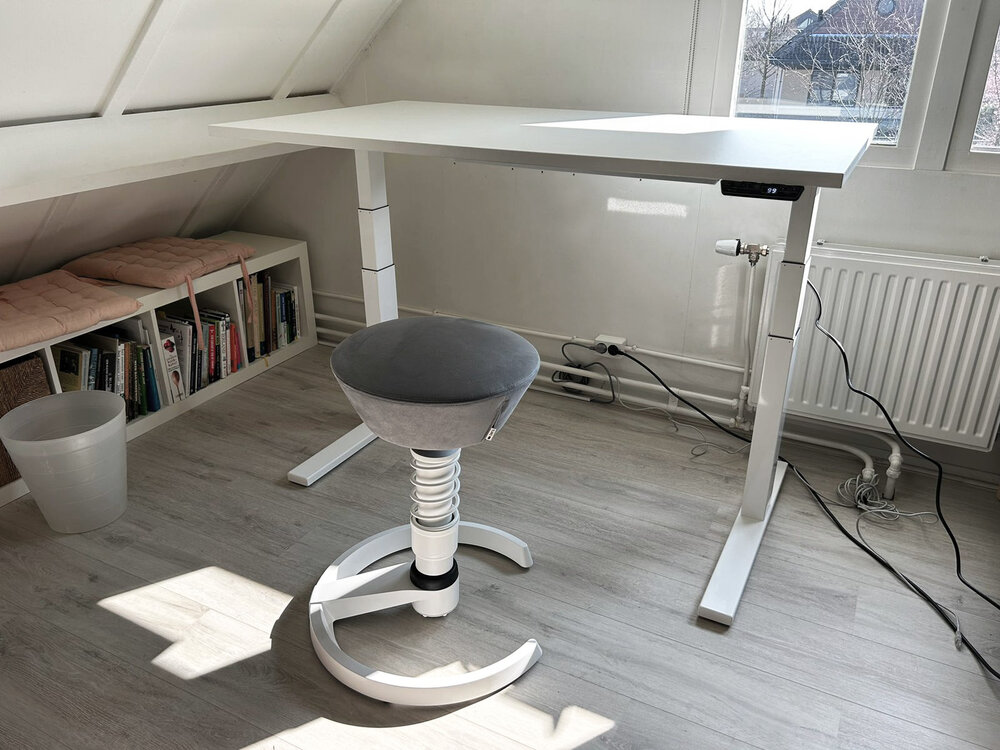 Verstelbaar Elektrisch Zit-Sta Bureau Steelforce 670 - Worktrainer.nl thuiswerkplek