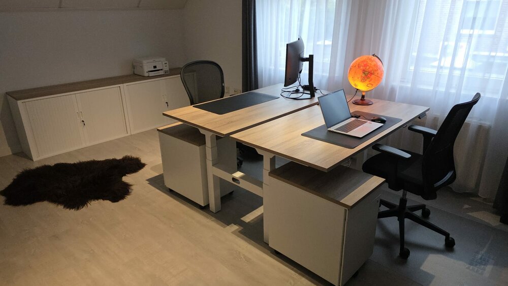 BasicDesk Duo | Elektrisch Zit-Sta Bureau