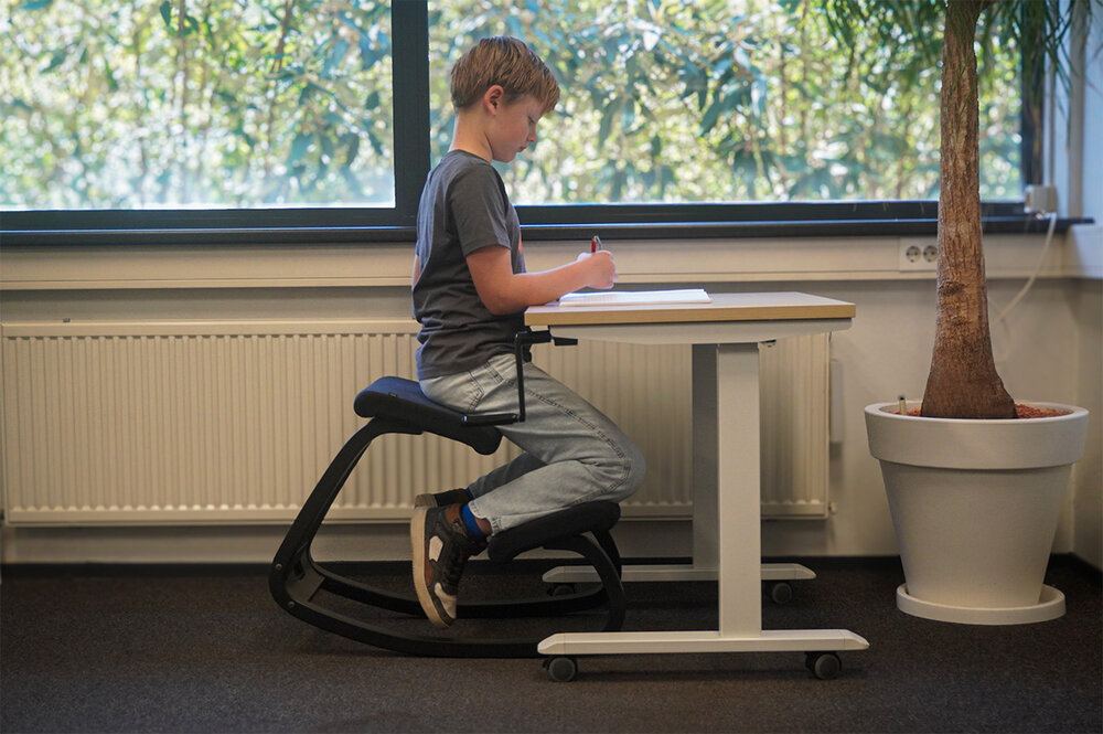 Varier Variable kniestoel beweegstoel actief meubilair worktrainer.com worktrainer.nl 