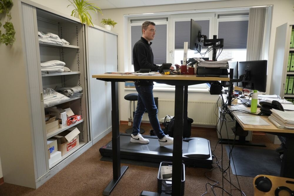 Linak Hoek | Elektrisch Zit-Sta Hoekbureau