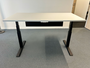 Verstelbaar Elektrisch Zit-Sta Bureau Steelforce 670 - Worktrainer.nl thuiswerkplek