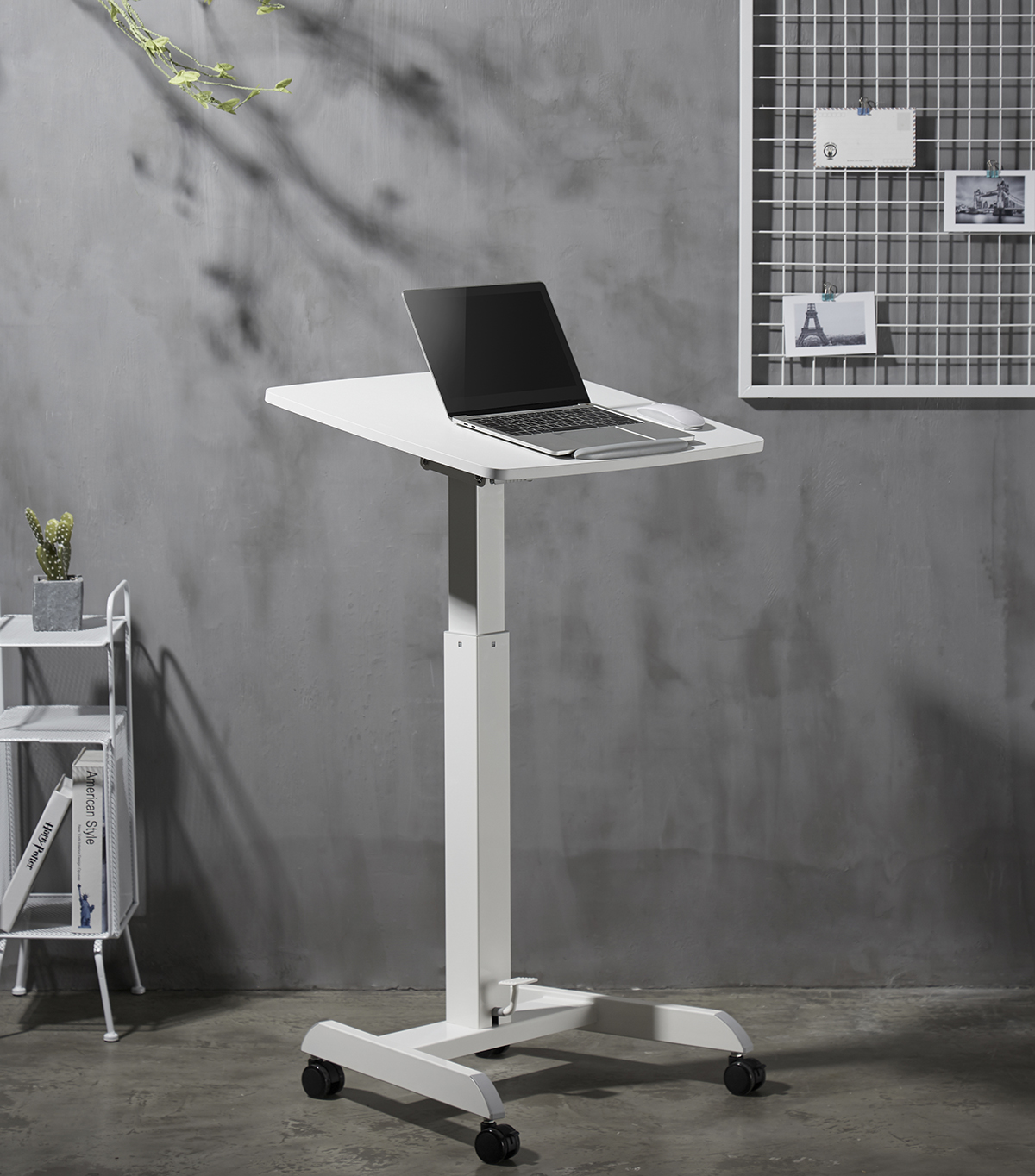 sta-zit bureau MobiSpot | kies voor een gezonde werkplek bezoek Worktrainer.nl