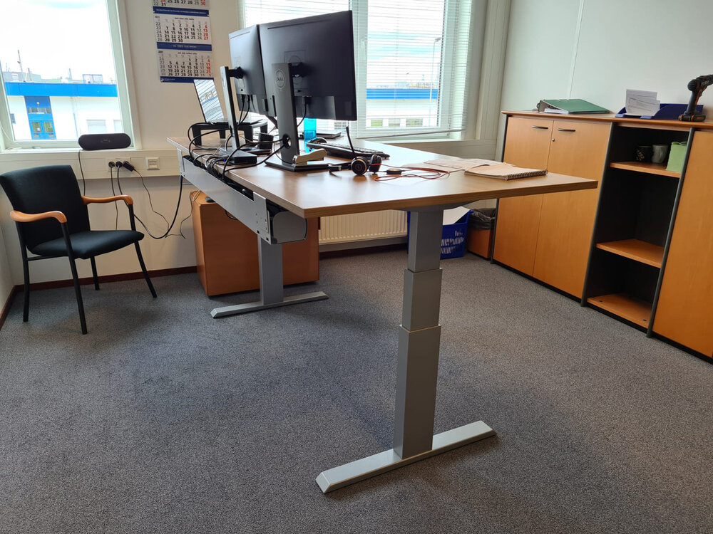 SteelForce 270 | Elektrisch Zit-Sta Bureau