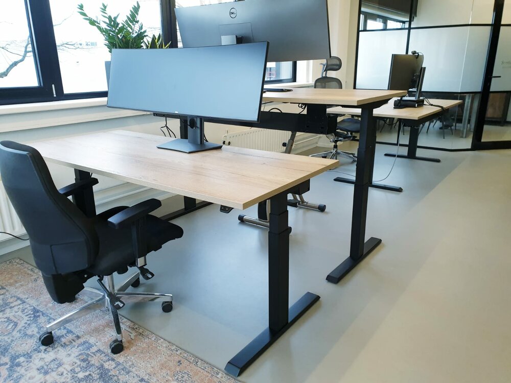 SteelForce 670 | Elektrisch Zit-Sta Bureau 