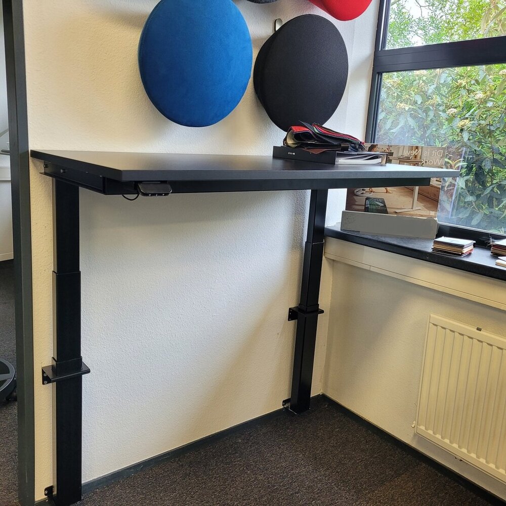 Linak Wall | Elektrische Zit-Sta Muurtafel