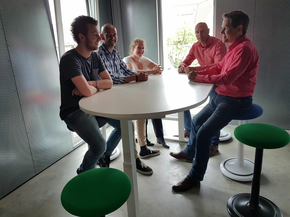 Ongo Classic Tall (Leer) | Zit-Sta Balanskruk