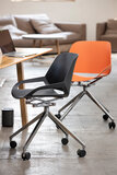 Numo design stoel | actief meubilair | numo kruispoot | worktrainer.nl | worktrainer.com
