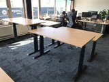 Aluforce 140 bureau | wissel staan en zitten achter je bureau af | Worktrainer.nl