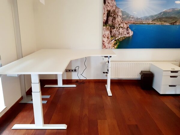 SteelForce 671 Corner | Electric Sit-Stand Corner Desk