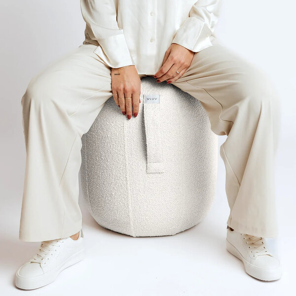 VLUV KAPSUL DIVA| Capsule shaped ball